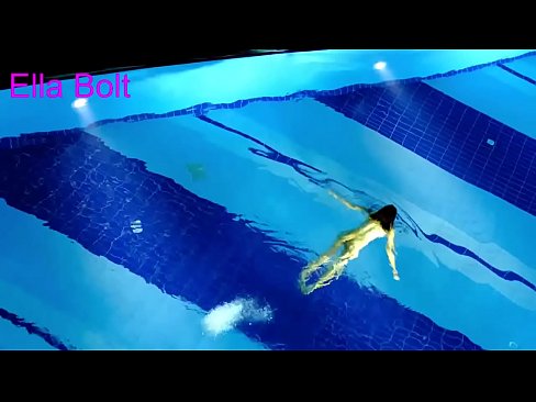 ❤️ Dili ko makahunong sa pagtan-aw, ang batan-ong blonde nasakpan nga naglangoy nga hubo sa ELLA BOLT resort pool ❤❌ Russian porn sa amon ceb.robosexshop.ru ﹏